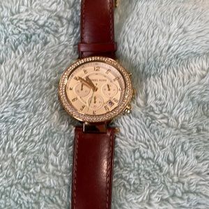 Michael kors leather watch